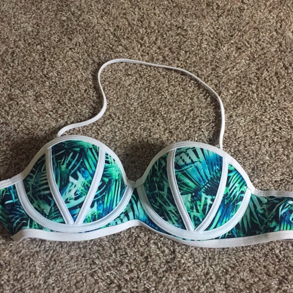 ❌SOLD❌ PINK by Victoria’s Secret Swim Top - Picture 1 of 4